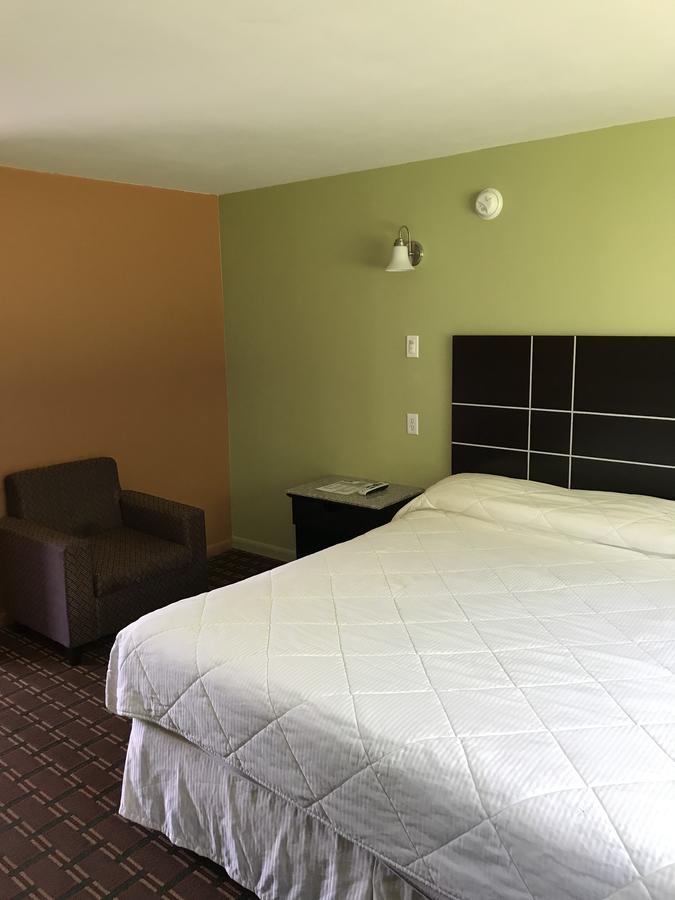 Budget Inn Сиракьюс Экстерьер фото